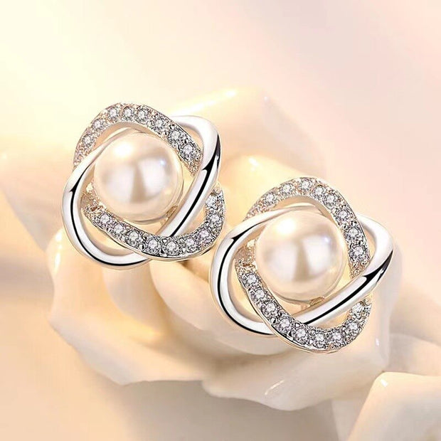 Pearl Twist Luxury Stud Earrings