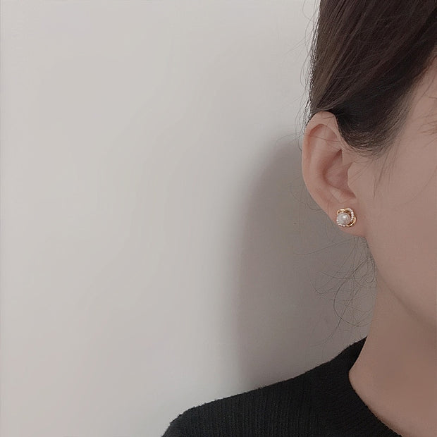 Pearl Twist Luxury Stud Earrings