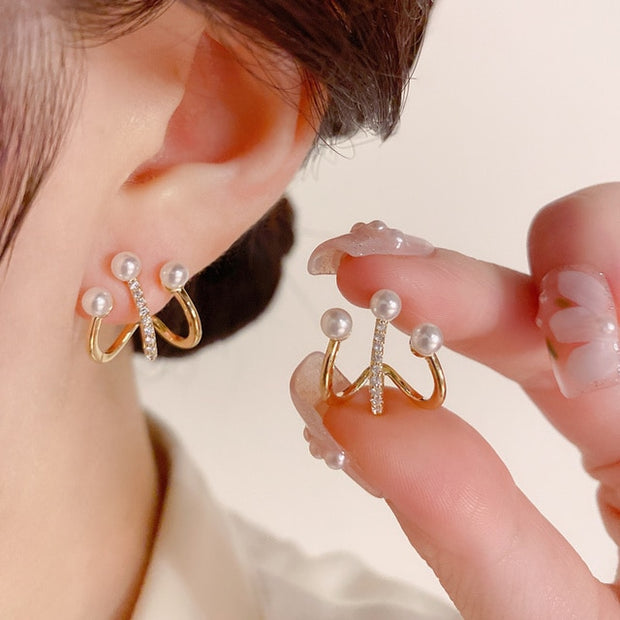 Pearl Twist Luxury Stud Earrings