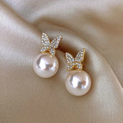 Pearl Twist Luxury Stud Earrings